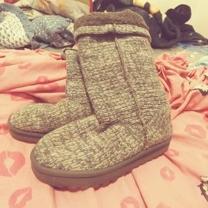 Skechers knit gray boots size 10